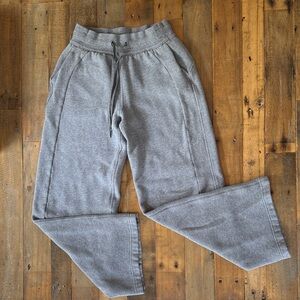 lululemon scuba mid rise wide leg Women’s Gray Drawstring Sweatpants XXS